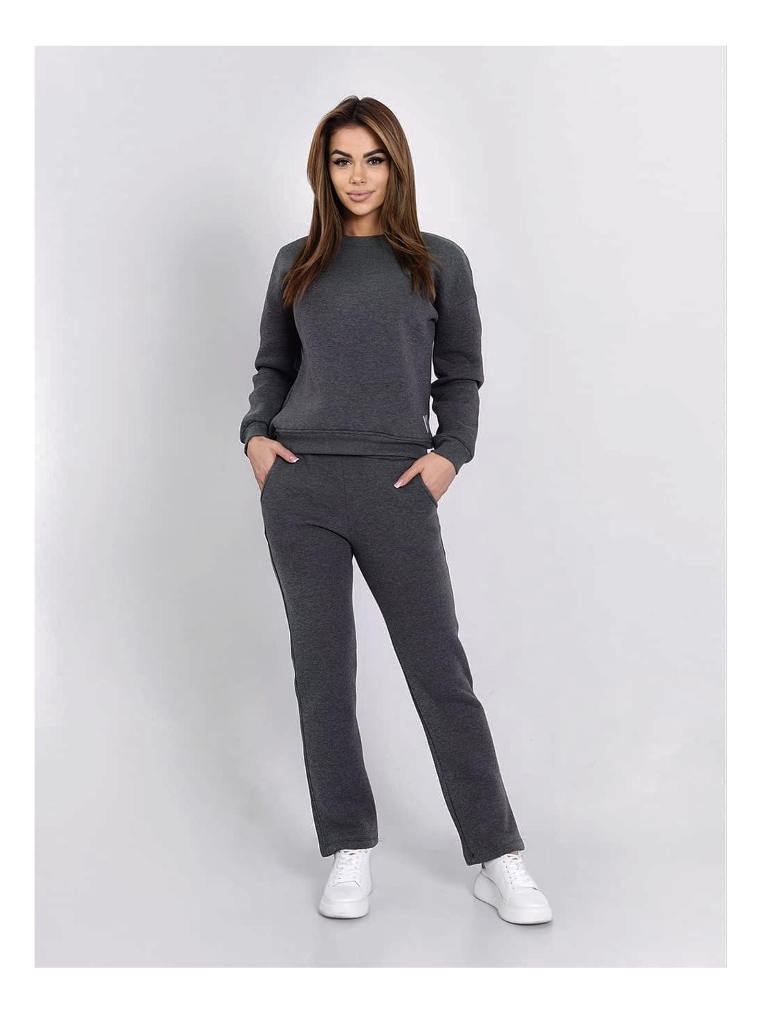 Insulated tracksuit for women sweatshirt and loose pants graphite FI762